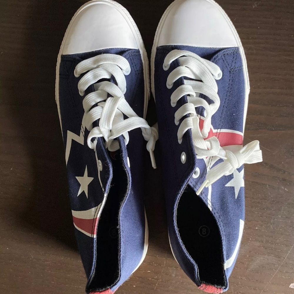 Houston Texans Big Logo Low Top Sneakers - Picture 2 of 4